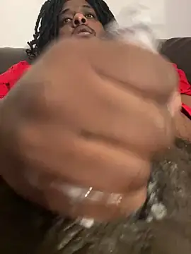 Medo2020r online show from December 2025 02:30:01 PM