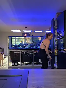 Snapshot of newMichelle chatting on November 2025 08:06:02 AM newMichelle online show from November 2025 08:06:02 AM