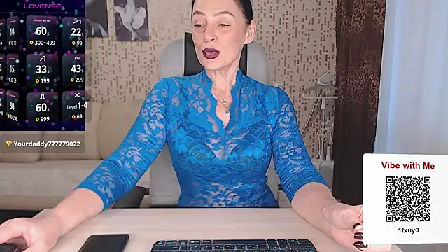 Snapshot of BelovedLady chatting on November 2025 06:13:02 AM BelovedLady online show from November 2025 06:13:02 AM