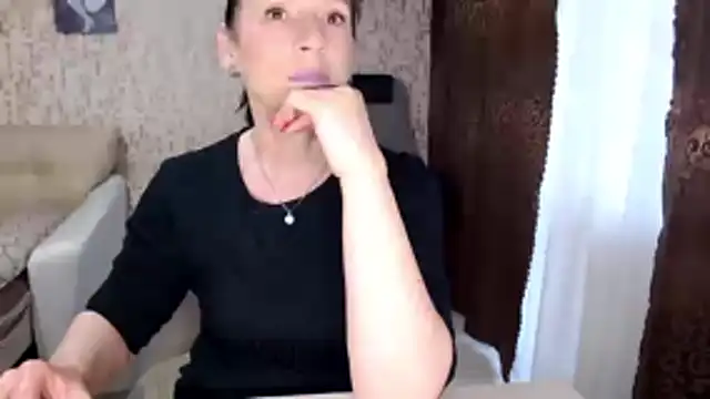 Snapshot of BelovedLady chatting on April 2026 05:36:01 AM BelovedLady online show from April 2026 05:36:01 AM