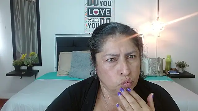 Keyla01  online show from October 2025 02:46:01 PM