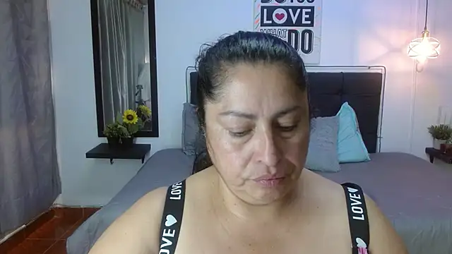 Keyla01  online show from February 2026 07:10:02 PM