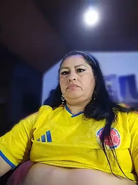 Keyla01  online show from June 2026 06:40:01 PM