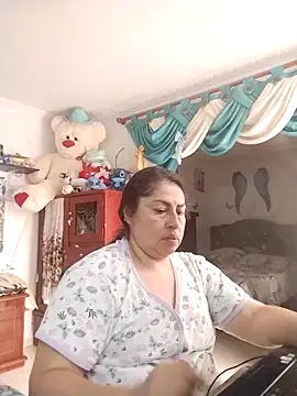 Keyla01  online show from October 2025 04:44:02 PM