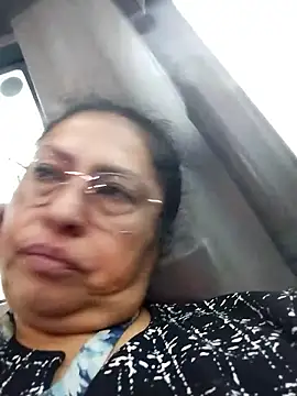 Keyla01  online show from December 2025 10:58:02 AM