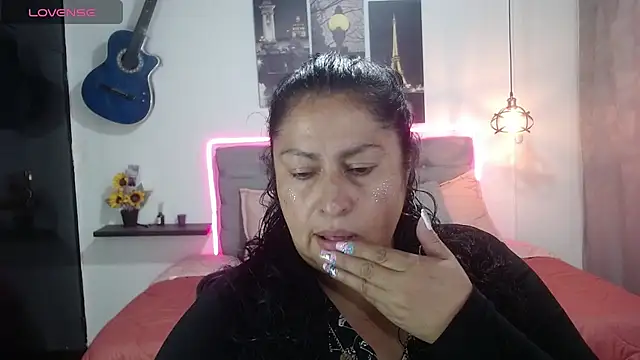 Keyla01  online show from July 2026 06:20:02 PM