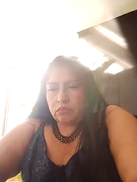 Keyla01  online show from October 2025 06:05:01 PM
