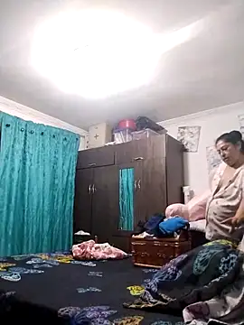 Keyla01  online show from November 2025 04:44:01 AM