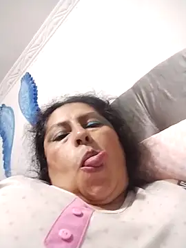 Keyla01  online show from November 2025 12:00:01 AM