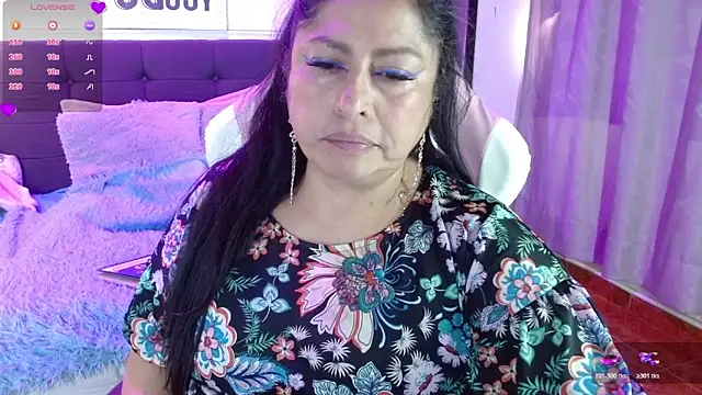 Keyla01  online show from October 2025 04:21:02 PM