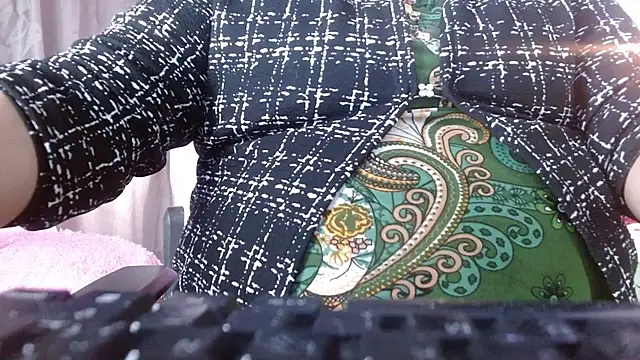 Keyla01  online show from February 2026 05:00:02 PM