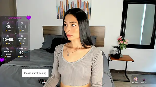 Snapshot of Ginebraa_Saenz chatting on February 2025 01:33:01 PM Ginebraa Saenz online show from February 2025 01:33:01 PM
