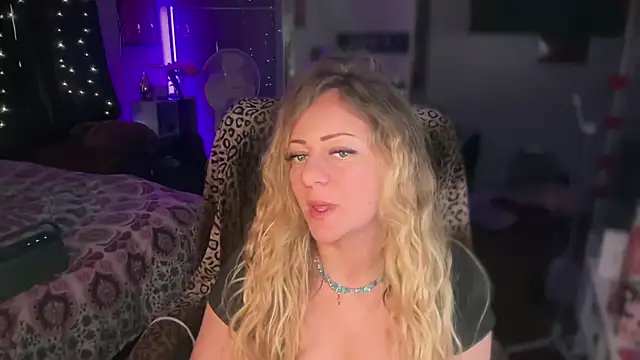 sage love online show from March 2026 06:22:02 PM