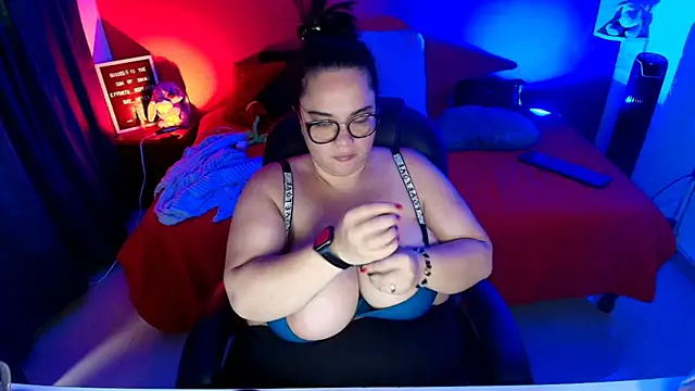 lulubigtitts1 online show from January 2026 03:48:01 PM