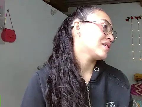 Olivia Bright online show from February 2026 02:19:02 PM