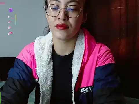 Olivia Bright online show from May 2026 05:17:02 PM