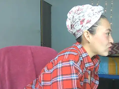 Olivia Bright online show from March 2026 10:21:01 PM