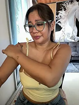 Snapshot of ValeryGrey chatting on June 2026 03:49:02 PM ValeryGrey online show from June 2026 03:49:02 PM