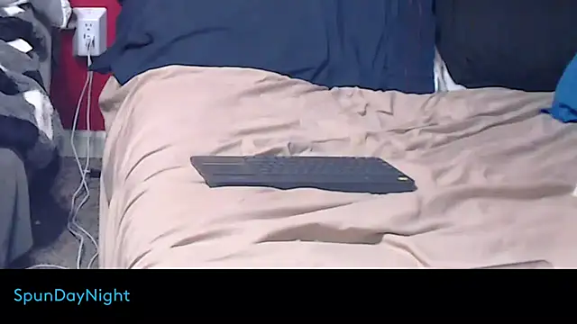 Spundaynightxh online show from September 2025 08:32:01 AM