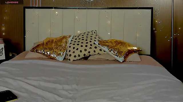 Snapshot of mailymilf chatting on February 2025 12:52:02 PM mailymilf online show from February 2025 12:52:02 PM