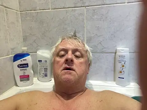 bigbadjon69 online show from April 2026 10:38:02 AM