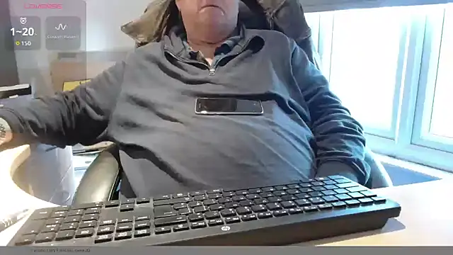 bigbadjon69 online show from December 2025 02:52:01 PM