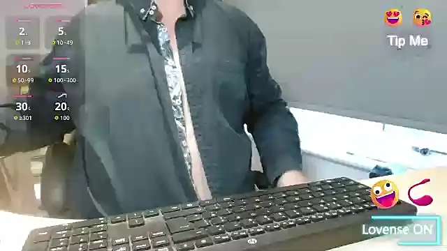 bigbadjon69 online show from December 2025 01:45:01 PM