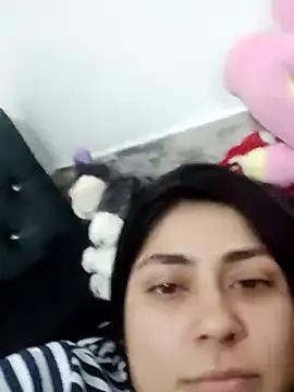 lucy26  online show from March 2025 03:52:01 PM