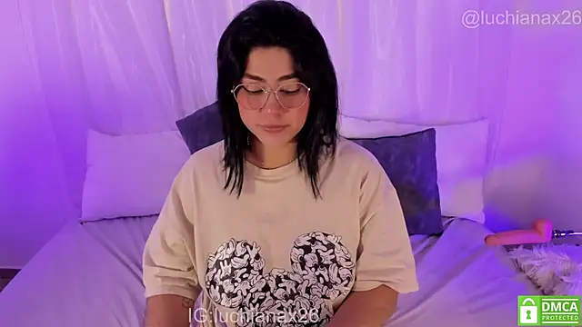 lucy26  online show from February 2026 04:09:02 AM