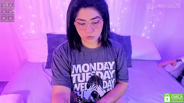 lucy26  online show from December 2025 01:42:01 AM