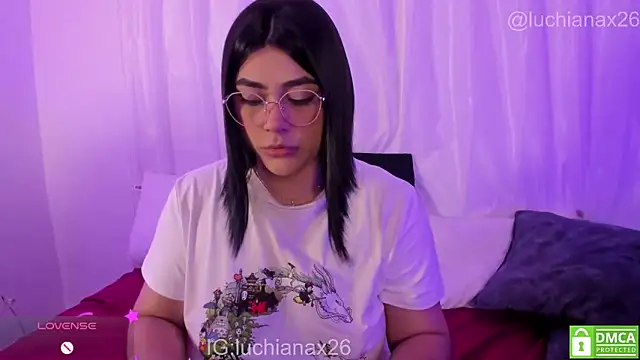 lucy26  online show from February 2026 04:23:01 AM