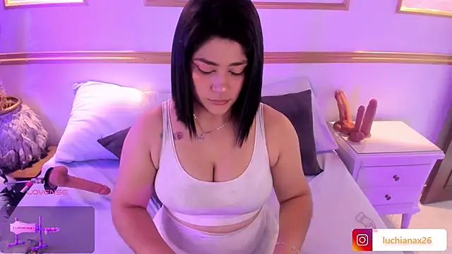 lucy26  online show from September 2025 02:21:02 AM