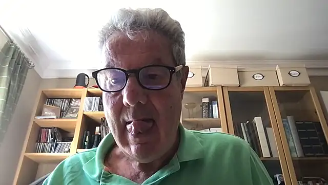 Snapshot of Oldpistolpete chatting on July 2026 02:25:01 PM Oldpistolpete online show from July 2026 02:25:01 PM