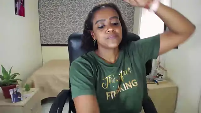 EvaFoxter online show from February 2026 03:24:01 PM