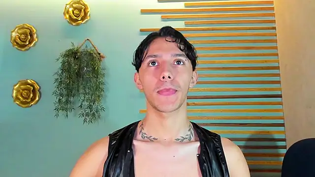 2tommy greg online show from October 2025 07:43:02 AM