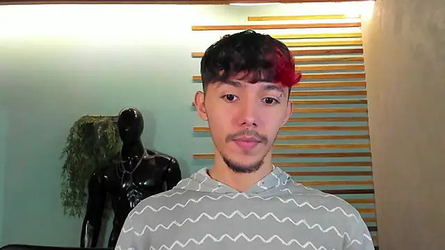 2tommy greg online show from January 2025 07:15:01 PM
