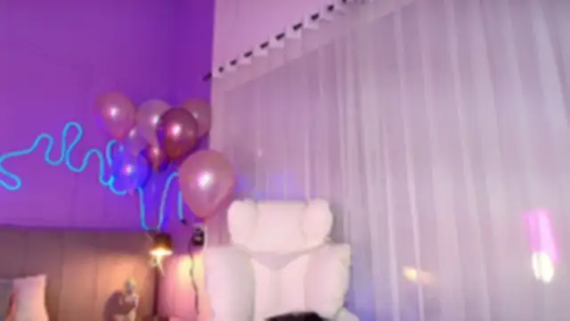 Sofly s online show from April 2026 09:27:01 AM