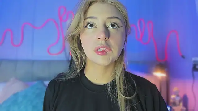 Sofly s online show from February 2026 11:52:01 AM