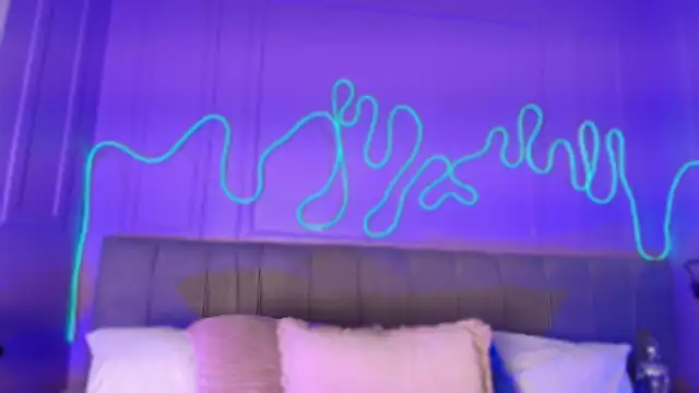 Sofly s online show from June 2026 11:44:01 AM