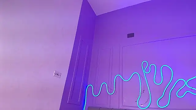 Sofly s online show from March 2026 11:44:01 AM