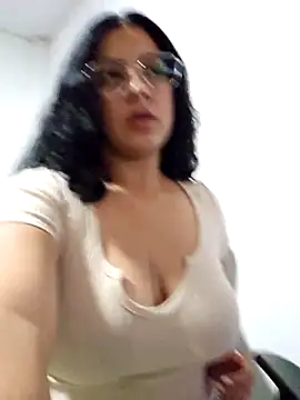 Mary pinkish online show from February 2026 03:46:01 AM