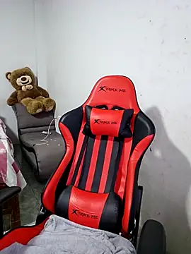 Mary pinkish online show from November 2025 12:14:01 AM