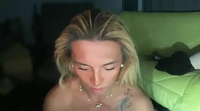 Snapshot of cockprincess_diannaxx chatting on December 2024 08:58:01 PM cockprincess diannaxx online show from December 2024 08:58:01 PM