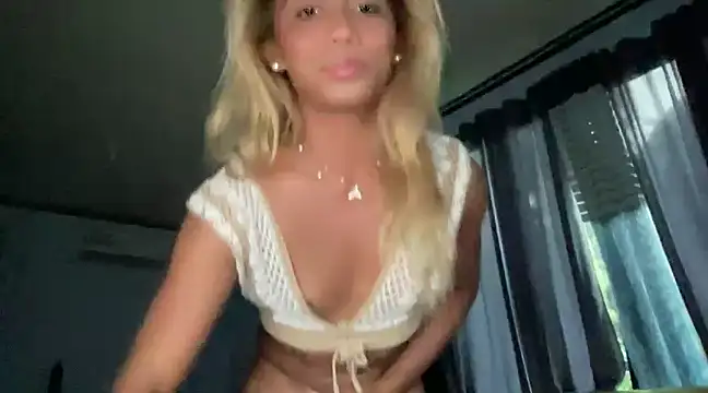 Snapshot of cockprincess_diannaxx chatting on December 2024 09:10:01 AM cockprincess diannaxx online show from December 2024 09:10:01 AM