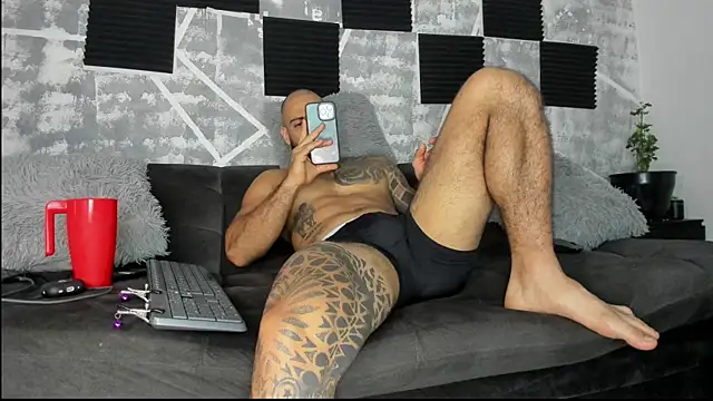 leonidas 18k online show from May 2026 03:59:02 PM