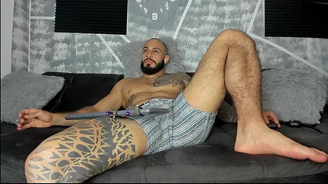 leonidas 18k online show from March 2026 02:44:02 AM