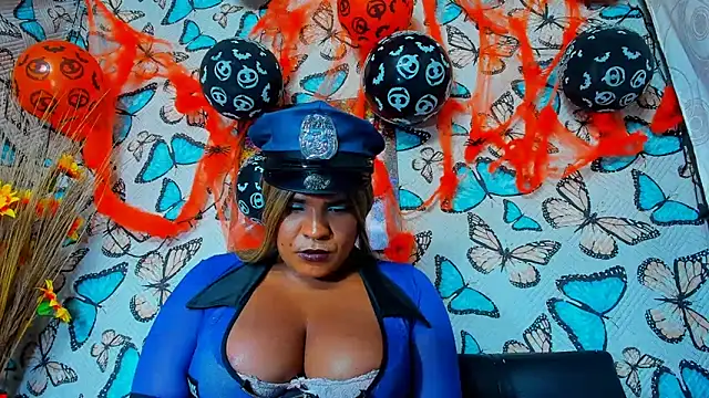 Snapshot of luciana_osorno chatting on November 2025 12:17:01 AM luciana osorno online show from November 2025 12:17:01 AM