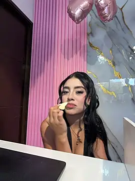 Victoria adaams online show from March 2026 07:53:02 PM