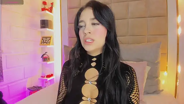 Victoria adaams online show from April 2026 02:43:02 PM