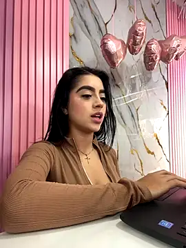 Victoria adaams online show from December 2025 09:03:02 PM